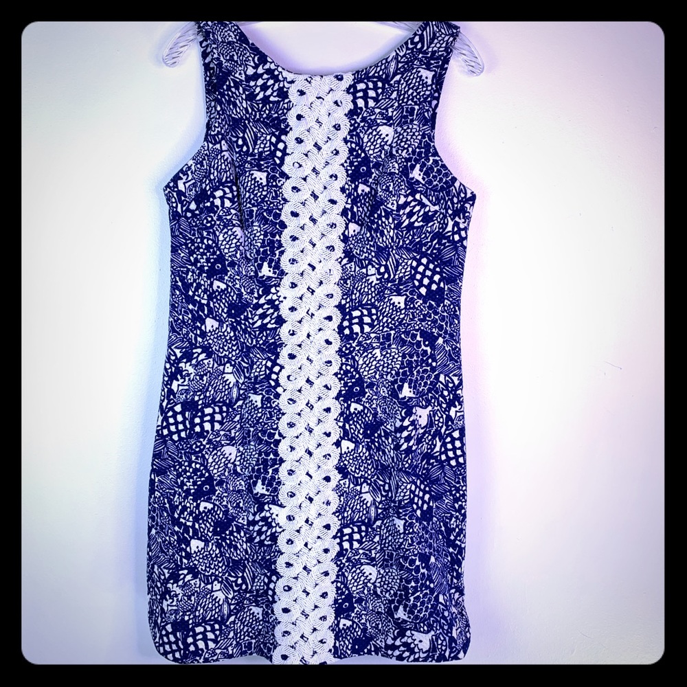 Lily Pulitzer Blue/white dress EUC. Size 10.